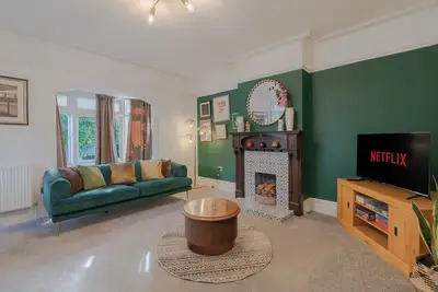 Central Banbury stay comfy and spacious for groups