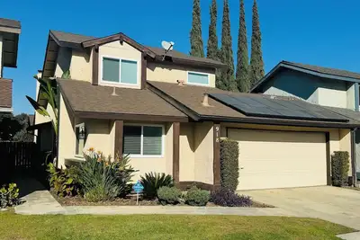 Image de Charming 4-bedroom house with Ac and WiFi in welcoming Visalia