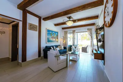 Image de Moderno Apartamento A Pasos De La Playa Los Corales