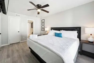Image de Chic City Escape | Stylish 1br near Buffalo Bayou & The Galleria