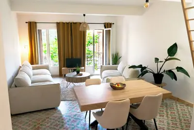 Image de Casa Tramuntana vous offre un espace de vie spacieux, lumineux et confortable.