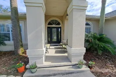 Image de Beautiful 4-bedroom house with Pool in sunny Pensacola with Ac, WiFi