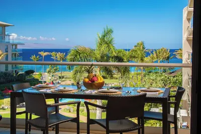 Image de Wrap Around Lanai Oceanview Luxury Suite – Hokulani 441