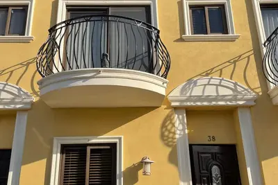 Image de Jewel 2bdr Townhouse in Gold Coast.