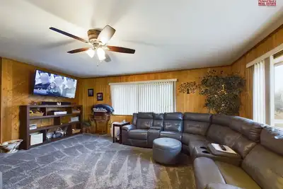 Image de New! -Starlight Retreat, Close to Trails