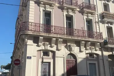 Appartement duplex Rue Baudin, au calme à 2mn à pied de la gare de Sète