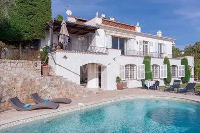 Image de Villa de charme 6 chambre vue mer - Quartier Californie Cannes