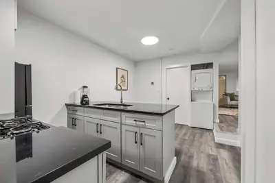 Charming 2-bedroom house in Brooklyn