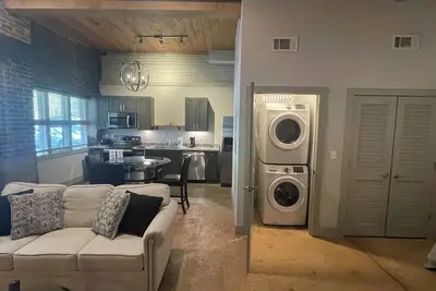 Image de Charming Luxury Historic Loft in Greenville, Sc