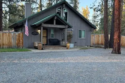 Image de The Guests Nest Cabin w/Hot tub