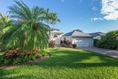 Image de The Terrazzo Home – Breezy Coastal Style Pool Retreat in Quiet Briarwood, Naples