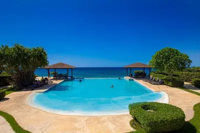 Image de Serene Villa: 2-Bed Private Pool