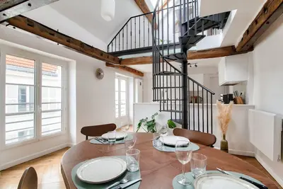 Image de Charmant appartement en duplex au coeur de Paris