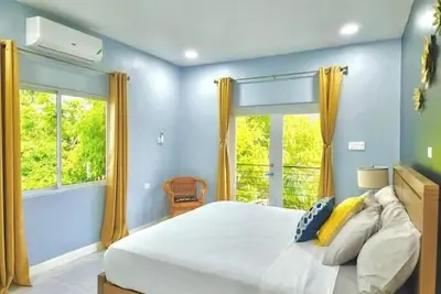 Image de Williams Manor [Across From Ricks Cafe Negril]