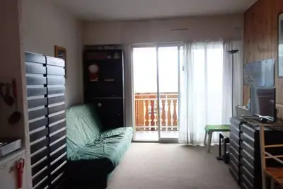 Image de Studio + Hall Habitable de 25m² Quartier du Viel Alpe-