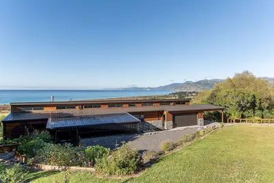 Image de Modern | Views | Peaceful, Modern | Views | Peaceful