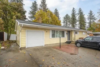 Image de Charming 3-bedroom duplex with Ac, WiFi in superb Spokane