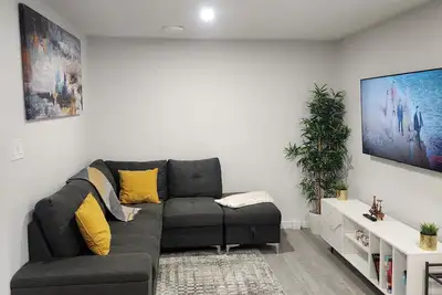 Image de Spacious and Beautiful Guest Suite in West Edmonton Near Wem