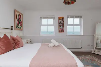 Image de Spacious 4-Bed Seaside Retreat in Selsey