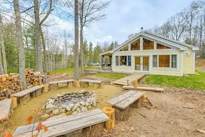 Image de Family-Friendly Brooks Gem w/ Spacious Yard!