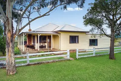 Image de Cosy Cottage in the Capertee Valley on 100 acres\n