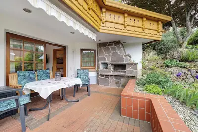 Image de Appartement \"Am Steinbach\" avec vue sur les montagnes, terrasse privée et Wi-Fi