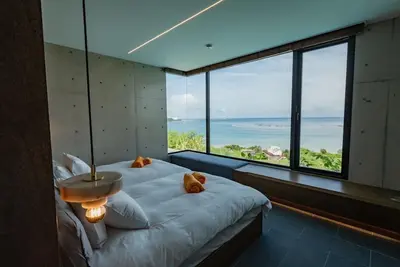 Image de Premium Suite Luxury Villa for Adults｜Spectacular infinity pool with the blue ocean of Okinawa all to yourself｜Sauna, Jacuzzi, and fire pit for a full day of fun