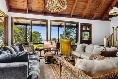 Image de Stunning Cabin Retreat By The Sea