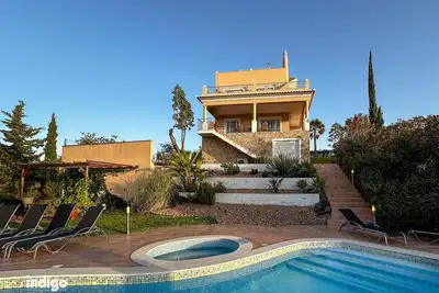 Image de Villa Nosredna 5 chambres et piscine Les01