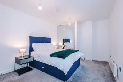 Image de City Center Duplex With Balcony