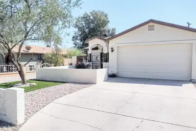 Image de Terra Nova Spacious 4-bedroom house in Phoenix Az, 7 minutes from Downtown.