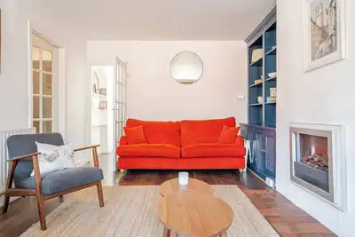 Image de City Mews in the heart of Donnybrook Village Dublin