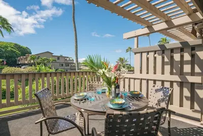 Image de 2-Bedroom Townhouse On  the Beach-Kahana Sunset