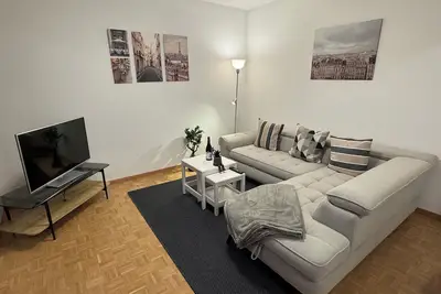 Image de 6th floor, amazing 2-bedroom apartment in charming Eaux-Vives, Genève