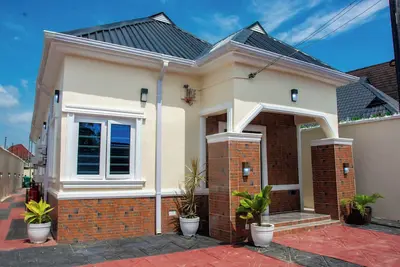 Image de Chic 2-bedroom apartment with 24hrs power, Ac, and WiFi in fabulous Badagry.