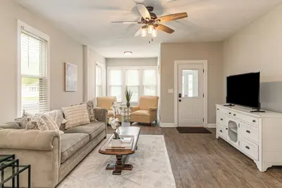 Image de Chesterton Charmer: Lower Unit