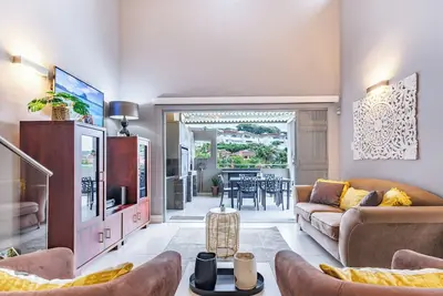 Image de Beachside Escape in Ballito: Pizza Oven, Pool