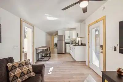 Image de New! Shoreline Village Unit 5