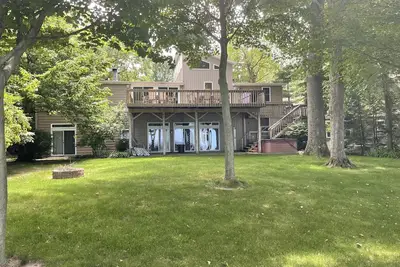 Image de Luxury Home on Lake Michigan! Private Beach, Pool and Hot Tub
