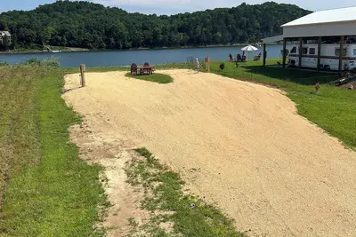 Charming river side gated development campground near historic Clifton Tn