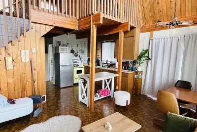 Image de Charming, dog-friendly cabin in peaceful Birch Bay, Wa