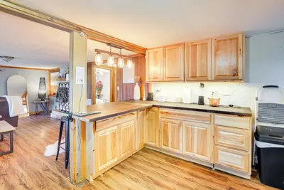 Image de Waterfront Cabin: Tranquil Setting in Mozier!
