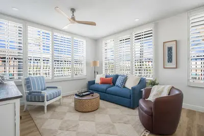 Image de Beautifully Remodeled 2-Bedroom, 2-Bath Apt in Historic Downtown Venice, Fl