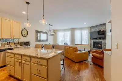 Image de Enjoy this Spacious Pet Friendly  Townhome Minutes from Vail & Beaver Creek