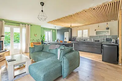 Image de Belle maison à Blaye avec WiFi