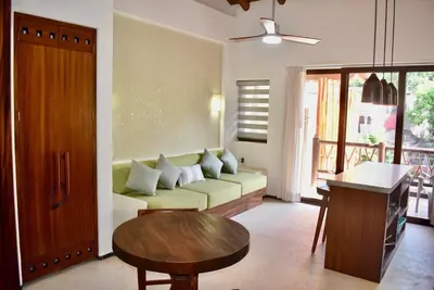 1-bedroom Penthouse with Ac, and Wi-Fi in  Zihuatanejo. 4 min La Madera Beach.
