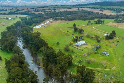 Image de Country Farmhouse - Peaceful, Stunning Location