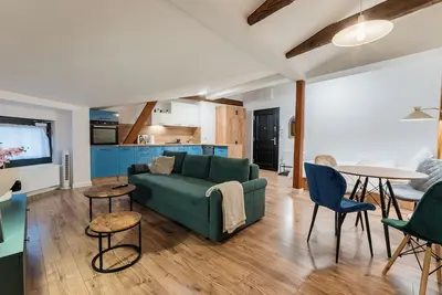 Image de Old Town Stylish Studio