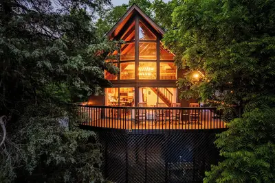 Image de Cozy Getaway From It All ~ Heated Pool ~ Sauna ~ Hot Tub ~ Games ~ A-Frame