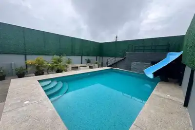 Image de Casa Tusi - 2 Blocks From Clubs & Strip